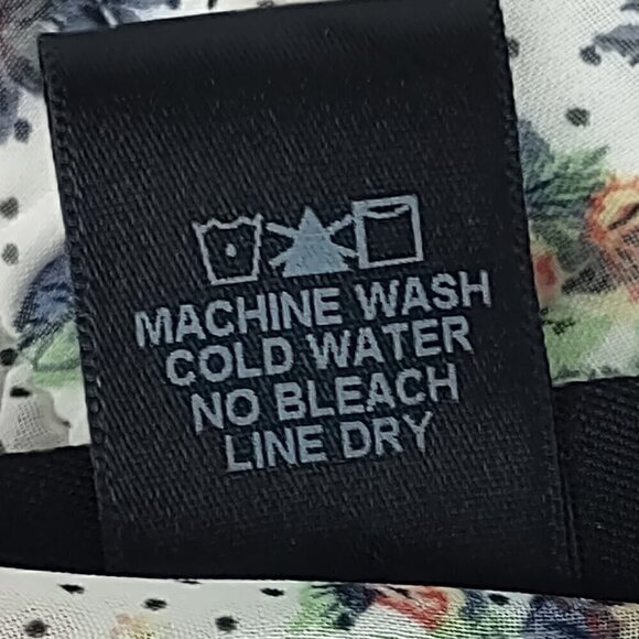 Rue21 Women's White, Blue, Green Floral Print Open Back Mini Dress Size M. - Picture 10 of 10